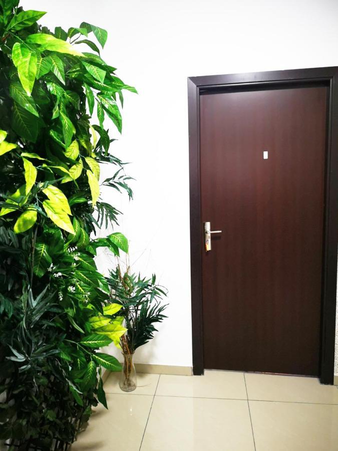 Old Town Tomis Studio Apartment Constanta Bagian luar foto
